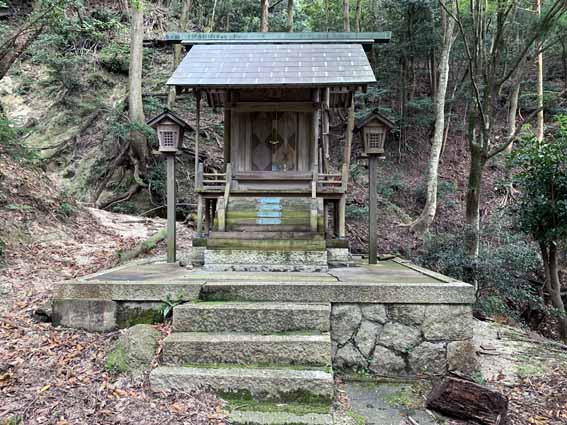 湯の山温泉 三嶽寺