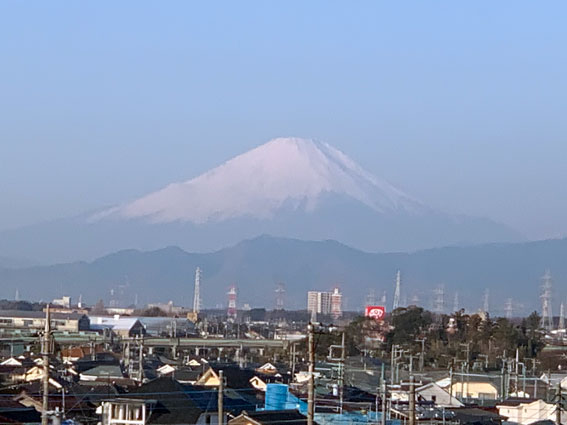 戸塚共立リハビリテーション病院からの富士山の眺め
