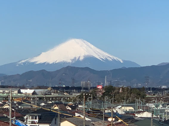 戸塚共立リハビリテーション病院からの富士山の眺め