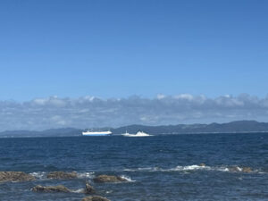 燈明堂（とうみょうどう）海岸