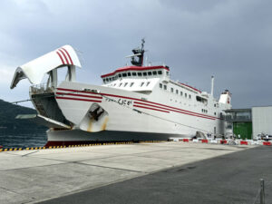 フェリーくにが